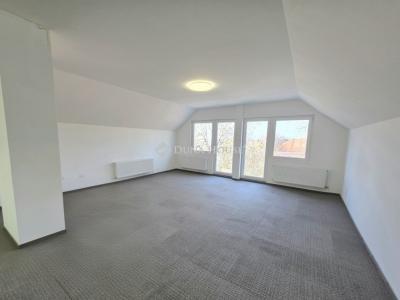 Eladó családi ház Fót