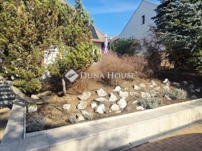 Eladó családi ház Veresegyház