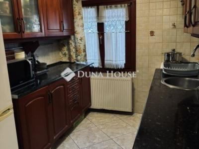 Eladó családi ház Budapest