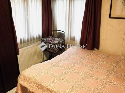 Eladó családi ház Budapest