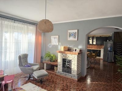 Eladó családi ház Pécs