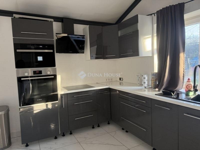 Eladó családi ház Monor Monorierdő