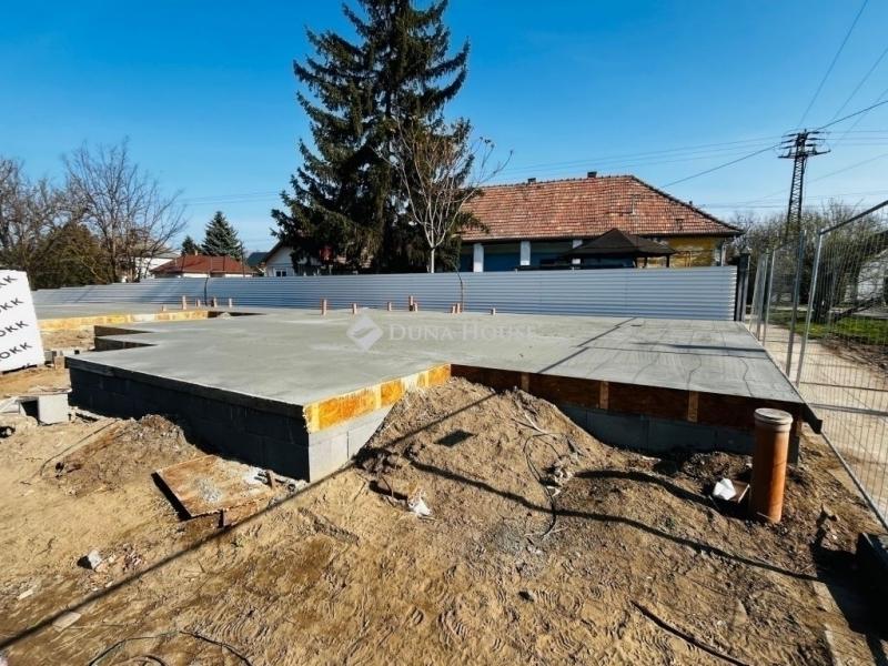 Eladó ikerház Monor