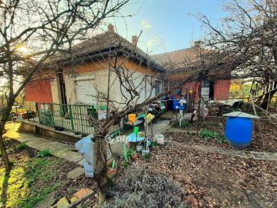 Eladó családi ház Budapest