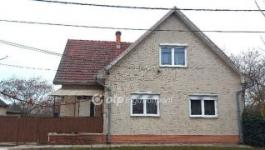 Eladó családi ház Kunszentmárton