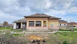 Eladó családi ház Csépa