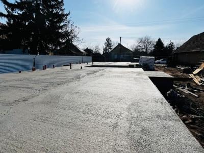 Eladó ikerház Monor