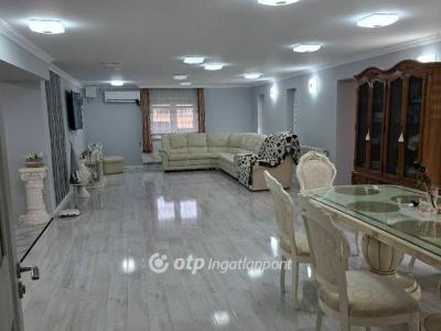 Eladó családi ház Derecske