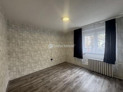 Eladó lakás Pécs