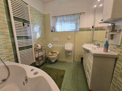 Eladó családi ház Cserkút