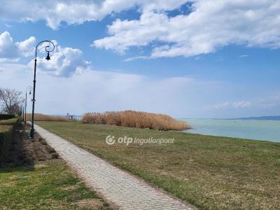 Eladó lakás Fonyód