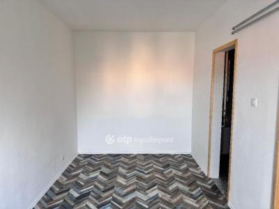 Eladó lakás Szombathely