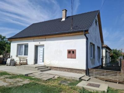 Eladó családi ház Berettyóújfalu