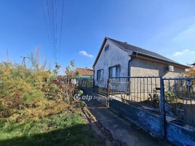 Eladó családi ház Berettyóújfalu