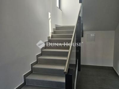 Eladó lakás Debrecen