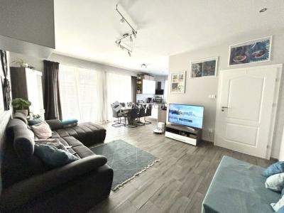 Eladó családi ház Mikepércs