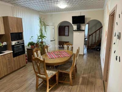 Eladó családi ház Püspökladány