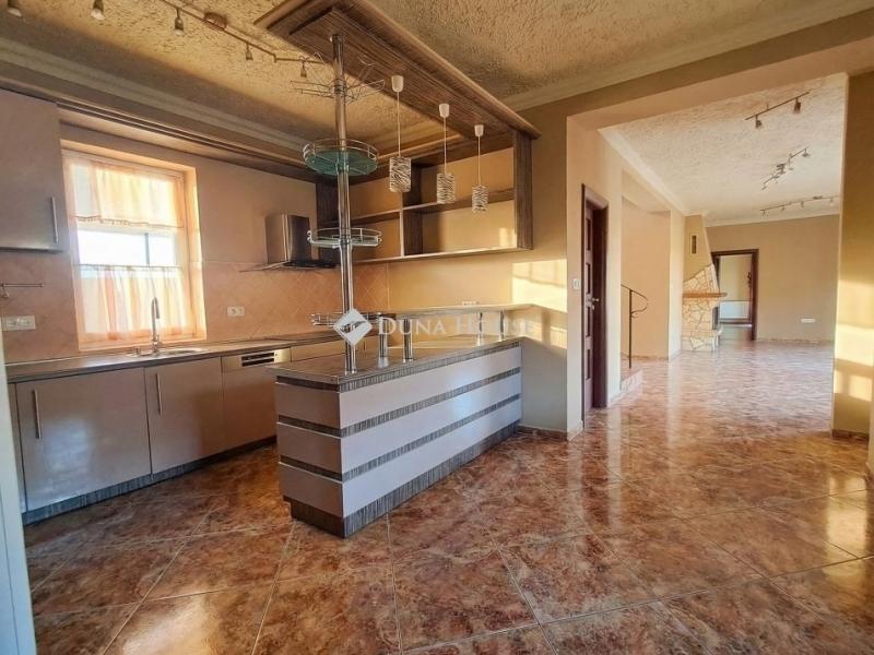 Eladó családi ház Debrecen