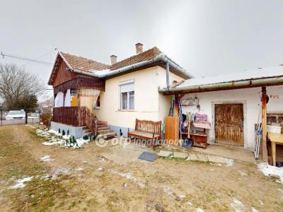 Eladó családi ház Igrici