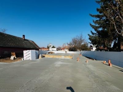 Eladó ikerház Monor