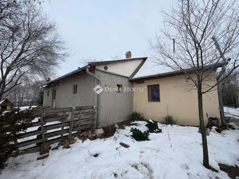 Eladó családi ház Nagykáta