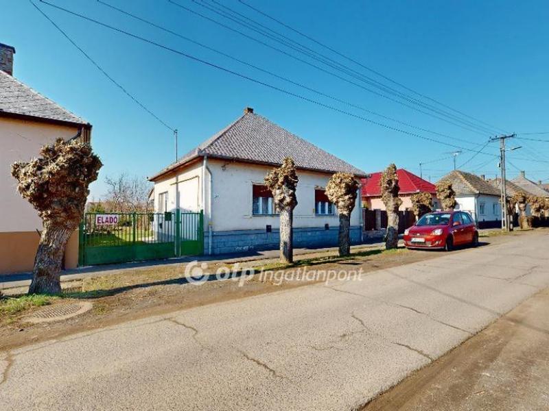 Eladó családi ház Vásárosnamény