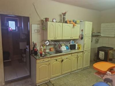 Eladó családi ház Üllő