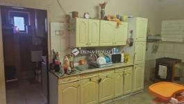 Eladó családi ház Üllő