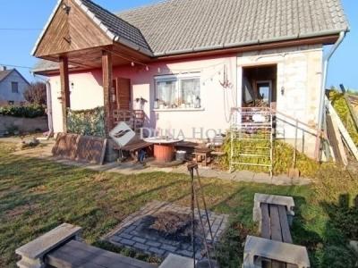 Eladó családi ház Dány