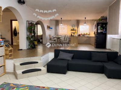Eladó családi ház Nagykáta