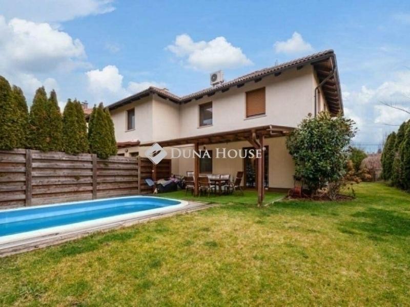 Eladó ikerház Gödöllő