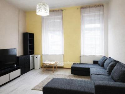 Eladó családi ház Budapest