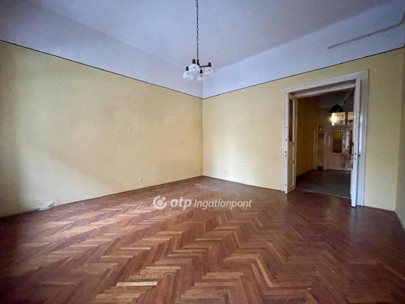 Eladó lakás Budapest