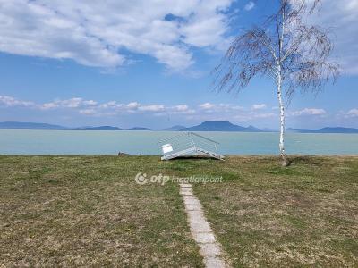 Eladó lakás Fonyód