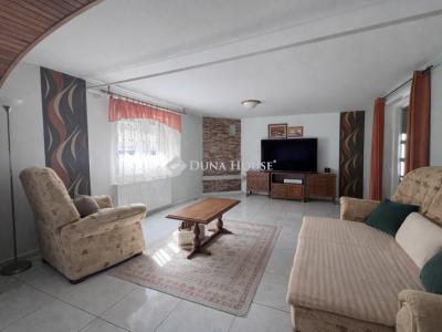 Eladó családi ház Pogány