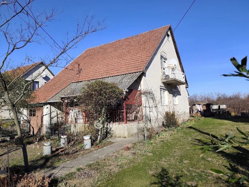 Eladó családi ház Ricse