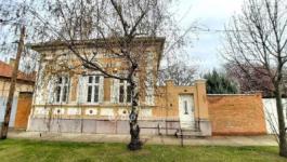 Eladó családi ház Nagykőrös