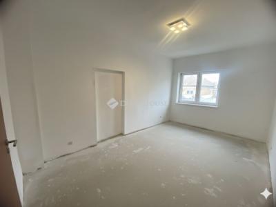 Eladó családi ház Vácszentlászló