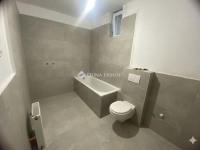 Eladó családi ház Vácszentlászló