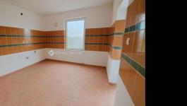 Eladó családi ház Tura