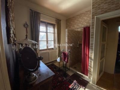 Eladó családi ház Budapest