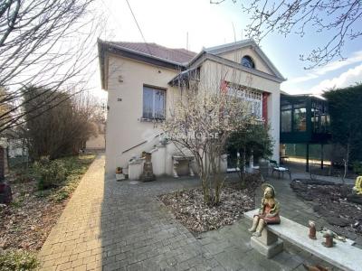 Eladó családi ház Budapest