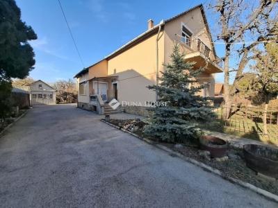 Eladó családi ház Budapest