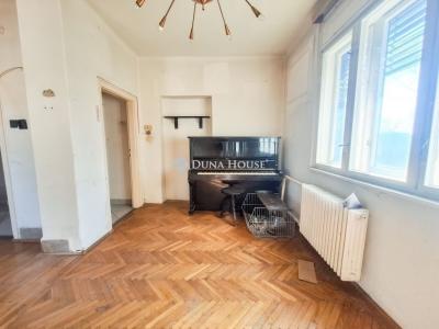 Eladó családi ház Budapest