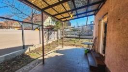 Eladó családi ház Budapest