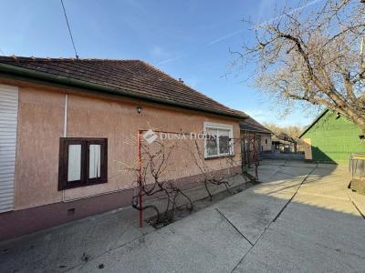 Eladó családi ház Dabas
