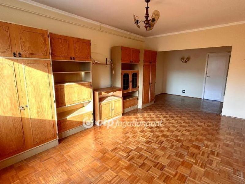 Eladó lakás Győr