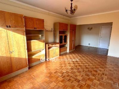 Eladó lakás Győr