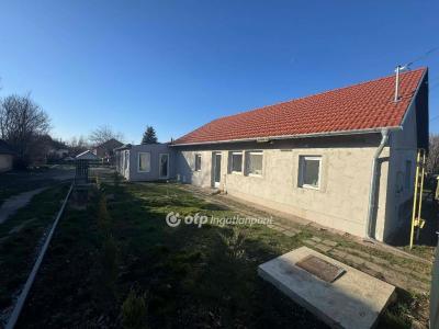 Eladó családi ház Tápiógyörgye