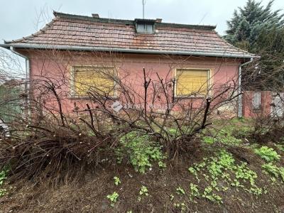 Eladó családi ház Albertirsa